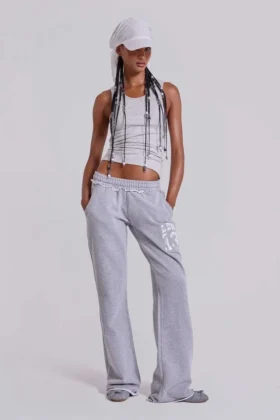 13 Pantalones de chándal Monster Joggers de corte acampanado en gris jaspeado
