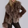 Abrigo Leonie con ribete de imitación de piel de Mongolia en marrón