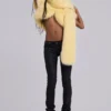 Bolero de piel sintética 2 en 1 «Saskia» en amarillo