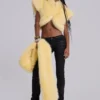Bolero de piel sintética 2 en 1 «Saskia» en amarillo