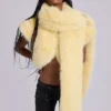 Bolero de piel sintética 2 en 1 «Saskia» en amarillo