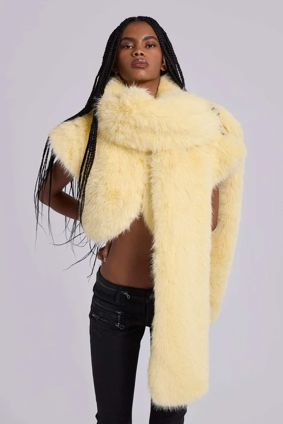 Bolero de piel sintética 2 en 1 «Saskia» en amarillo