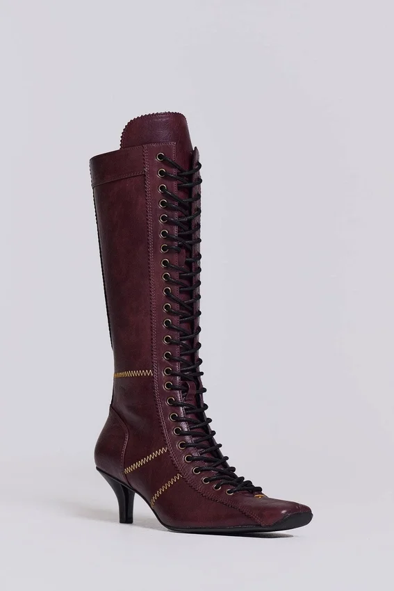 Botas de boxeo Brooke en color burdeos
