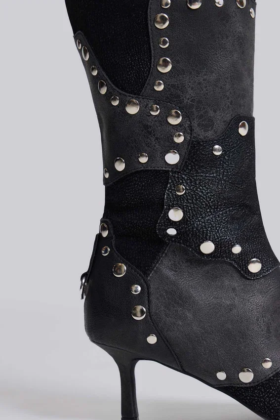 Botas hasta la rodilla con tachuelas «Shadow»