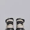 Botas «Scripture Tower»
