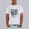 Camiseta corta blanca con estampado grabado