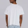 Camiseta corta blanca con estampado grabado