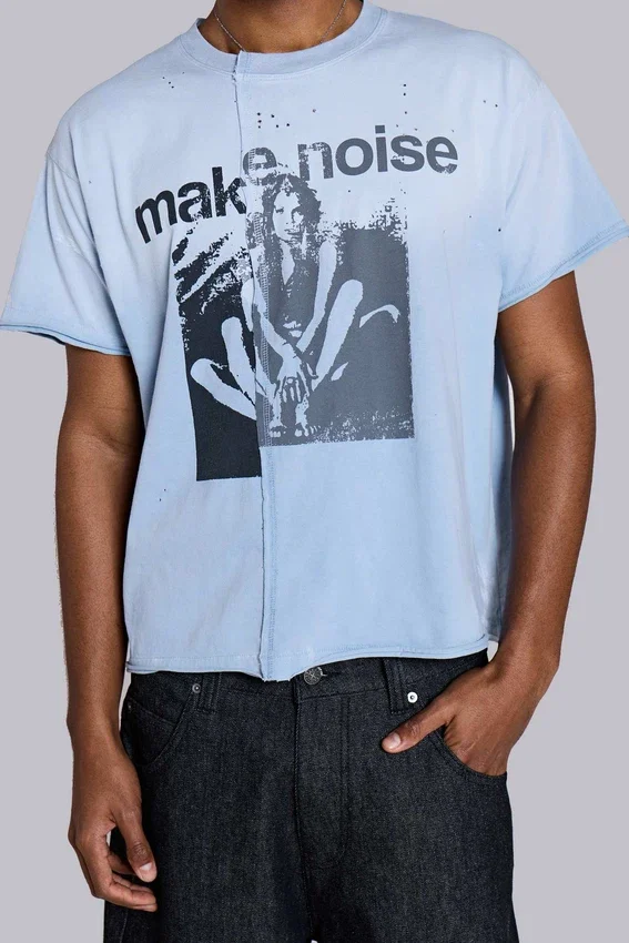 Camiseta corta con costuras «Make Noise»