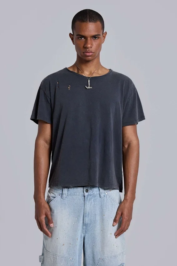 Camiseta corta «Moth» en negro desgastado