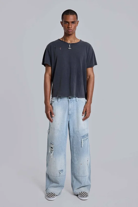 Camiseta corta «Moth» en negro desgastado