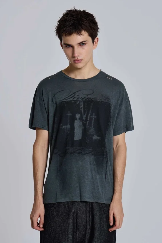 Camiseta «Divine Bitten»