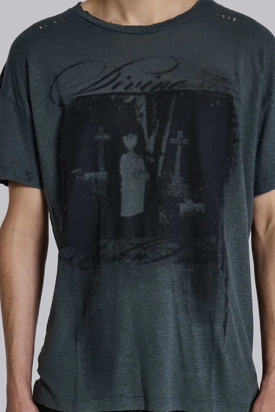Camiseta «Divine Bitten»