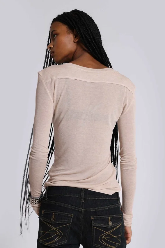 Camiseta Henley Haze en color avena