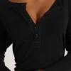 Camiseta Henley «Haze» negra