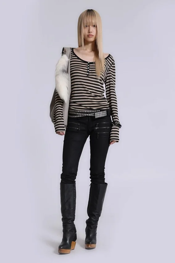 Camiseta Henley transparente a rayas