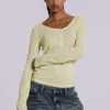 Camiseta Henley transparente en color Buttercup