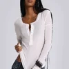Camiseta Henley «White Haze»