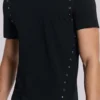 Camiseta negra «Mist» con tachuelas