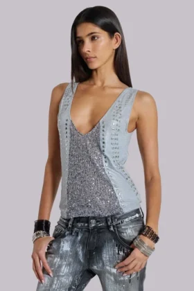 Camiseta sin mangas con escote pronunciado y tachuelas «Kate»