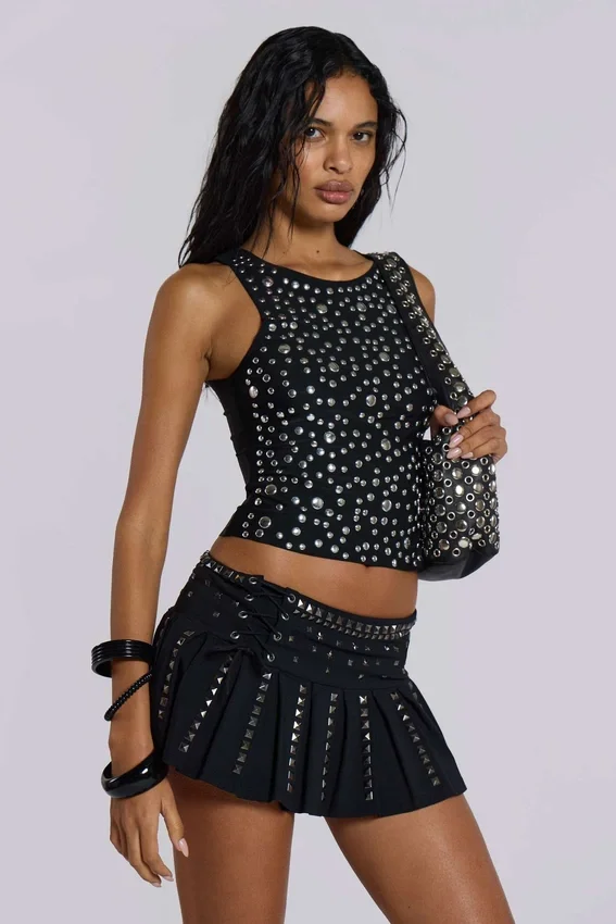 Camiseta sin mangas «tankini» con tachuelas de Silvra