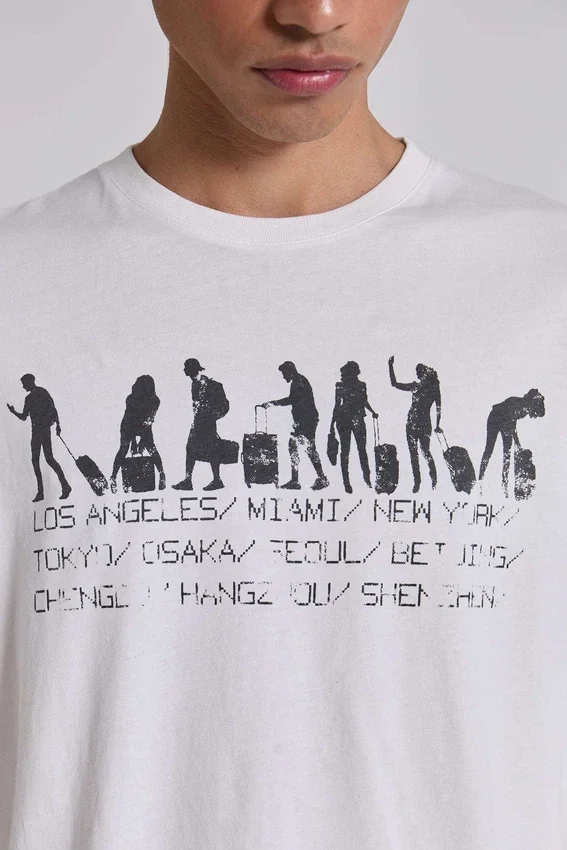 Camiseta «World Tour»