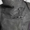 Chaqueta de cuello embudo de cuero sintético con cierre Cera