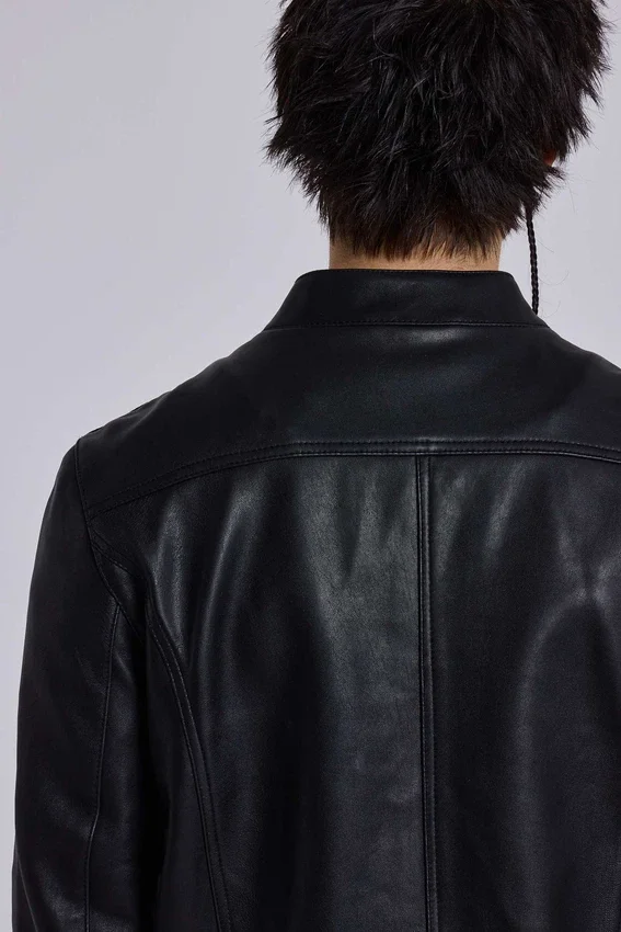 Chaqueta militar de cuero