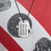 Collar con placa de identificación «Dreamer»