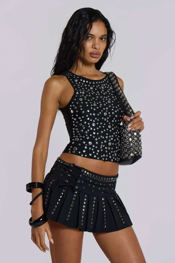 Falda plisada con tachuelas Onyx
