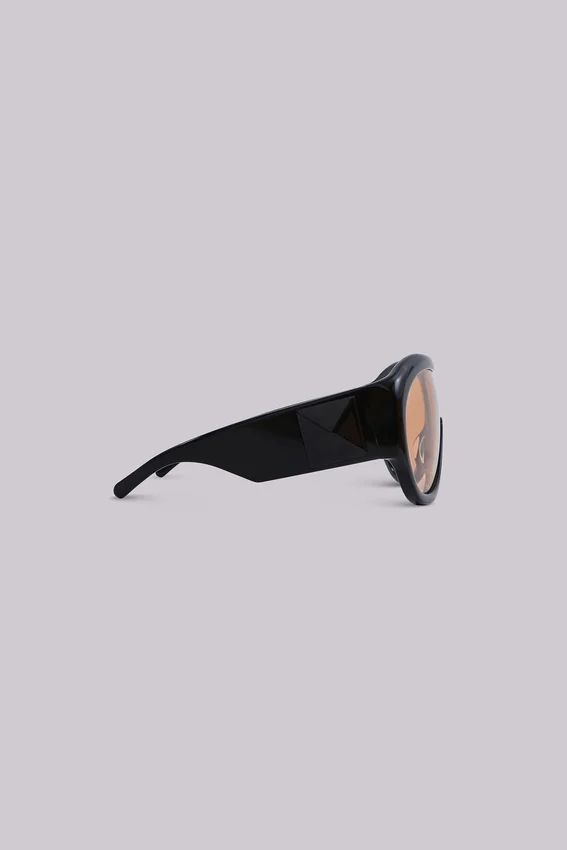 Gafas de sol Noctra XL con tachuelas en color ámbar