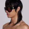 Gafas de sol Noctra XL Stud en color ciruela