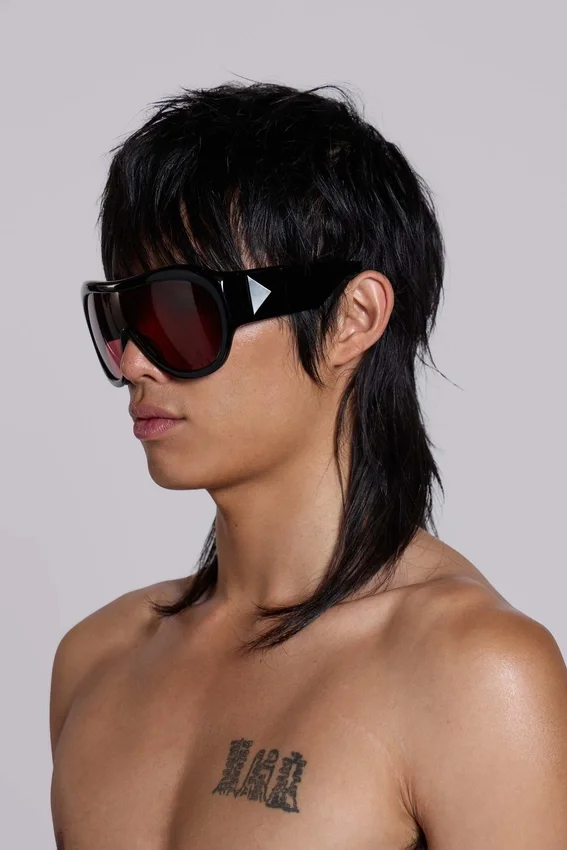 Gafas de sol Noctra XL Stud en color ciruela