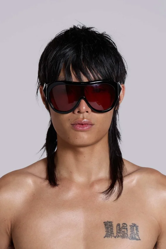 Gafas de sol Noctra XL Stud en color ciruela