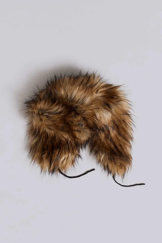 Gorro de cazador de piel rubia
