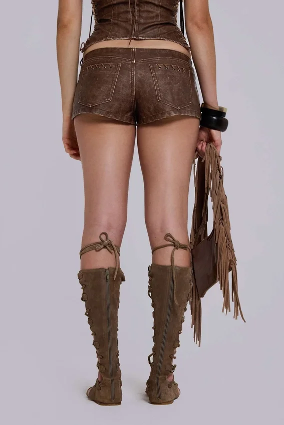 Minishorts de imitación de cuero «Vaca Whipstitch» en marrón
