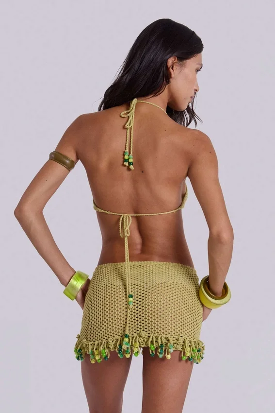 Minivestido de ganchillo con abalorios de Kuuma