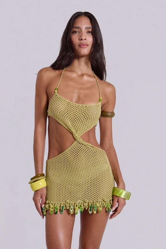 Minivestido de ganchillo con abalorios de Kuuma