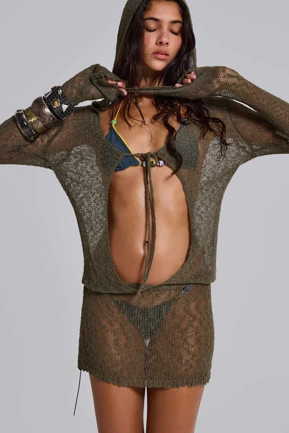 Minivestido de punto con capucha Naia