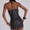 Minivestido negro de imitación de cuero con cordones «Odile»