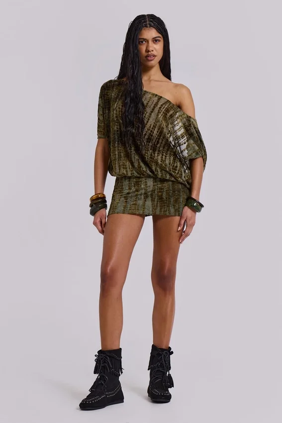 Minivestido sin espalda «Ophidian» en devoré con estampado de cocodrilo