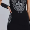 Minivestido tipo chaleco con flor de lis de strass de Rock Revival