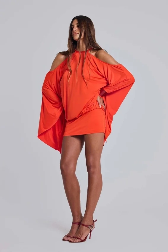 Minivestido tropical con adornos de Alula
