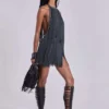 Minivestido «Vadra» con flecos y espalda descubierta