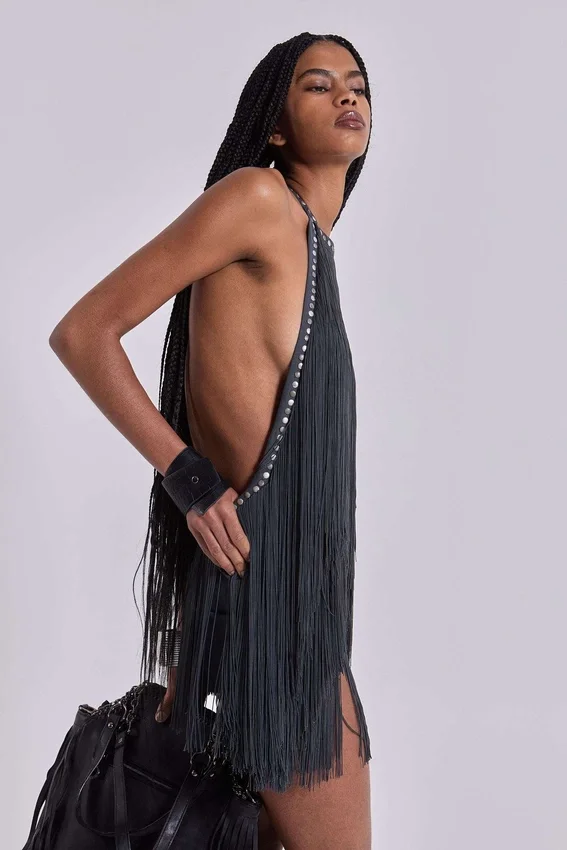 Minivestido «Vadra» con flecos y espalda descubierta
