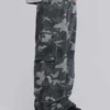 Pantalón cargo negro lavado con estampado de camuflaje «Trooper»