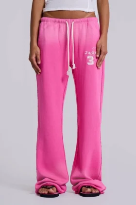 Pantalón jogger holgado de corte acampanado Cleo en rosa