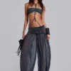 Pantalones abullonados con solapa y tachuelas «Pelagia»