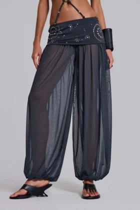 Pantalones abullonados con solapa y tachuelas «Pelagia»