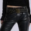 Pantalones bootcut «Drift» con tachuelas en negro carbón