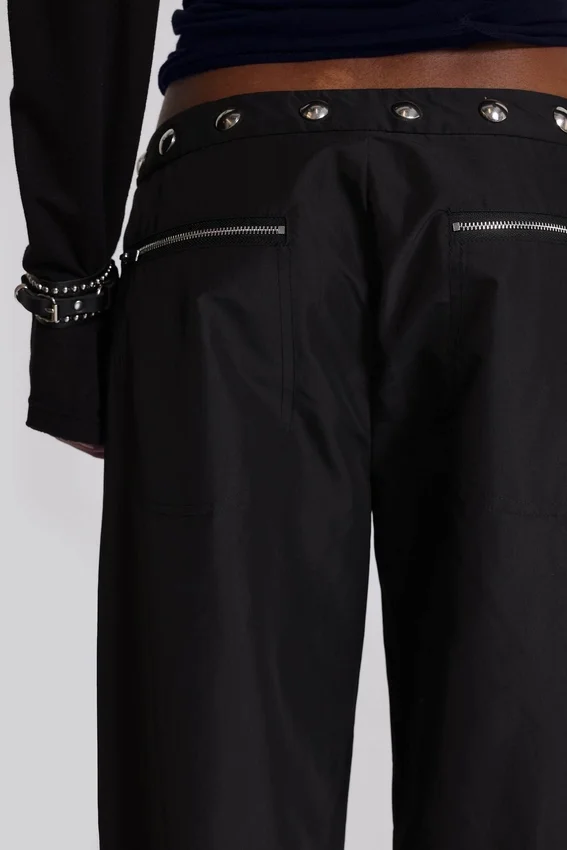 Pantalones cargo «Corvi» con tachuelas